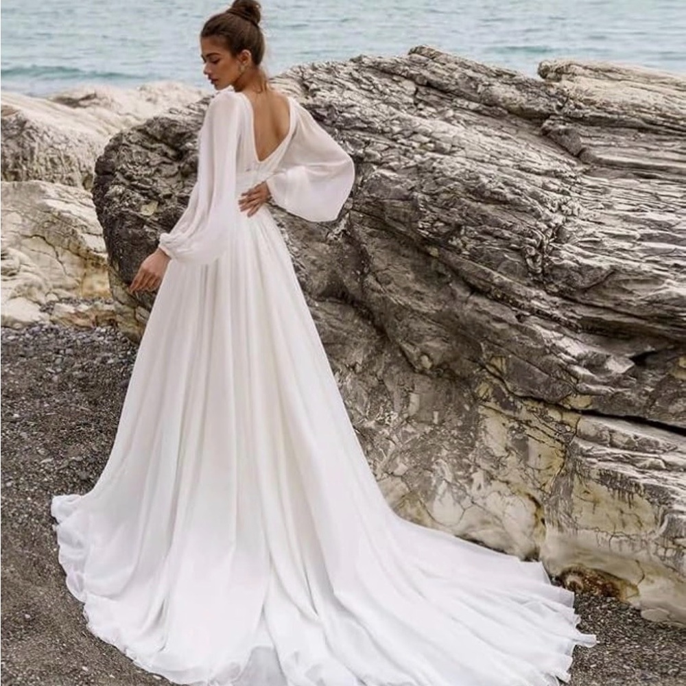 Elegant Flowy Dress